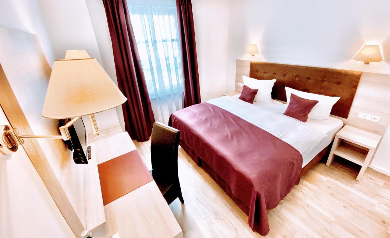 Das Hotel Krone Konigswinter Bagian luar foto