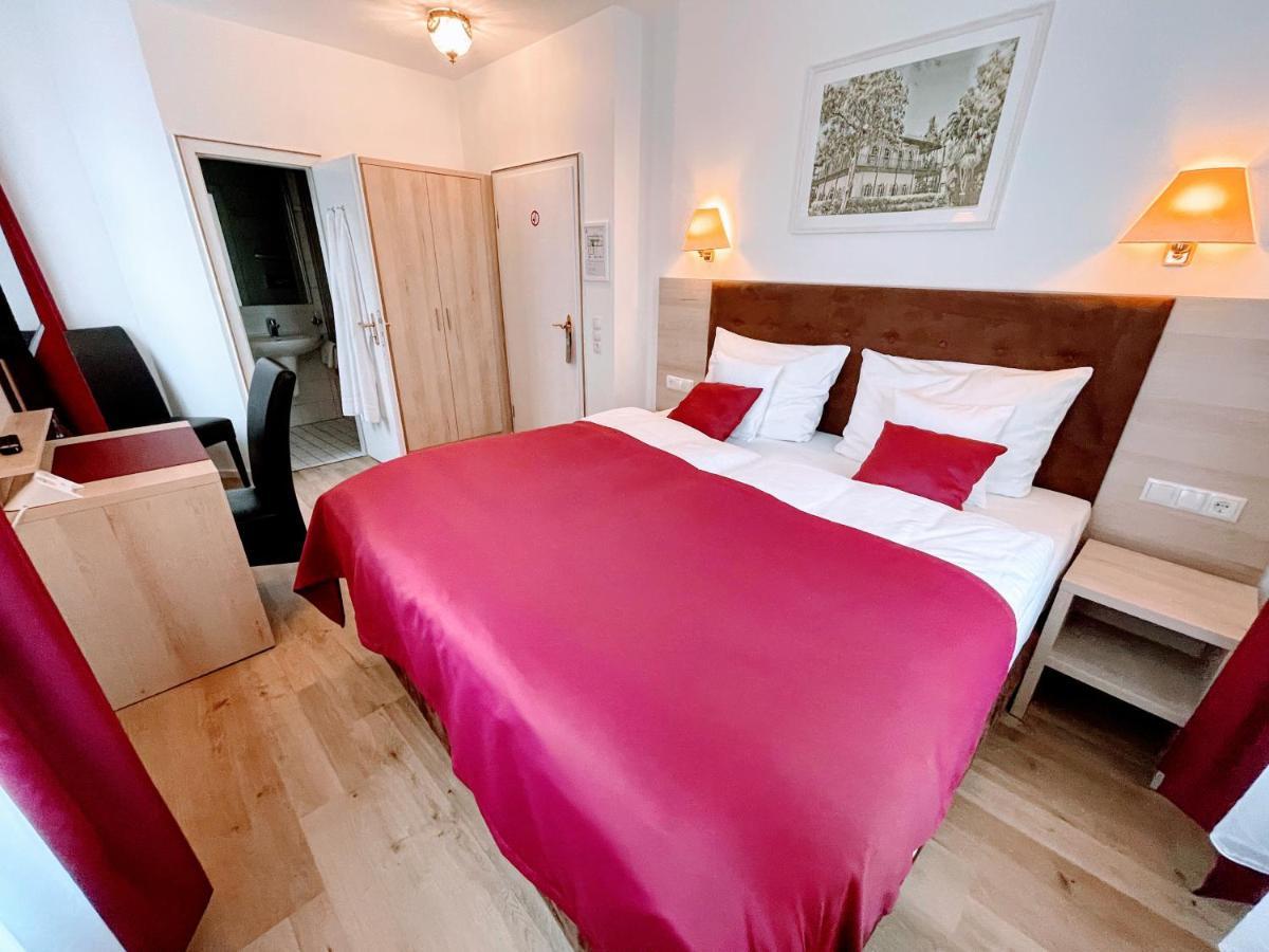Das Hotel Krone Konigswinter Bagian luar foto