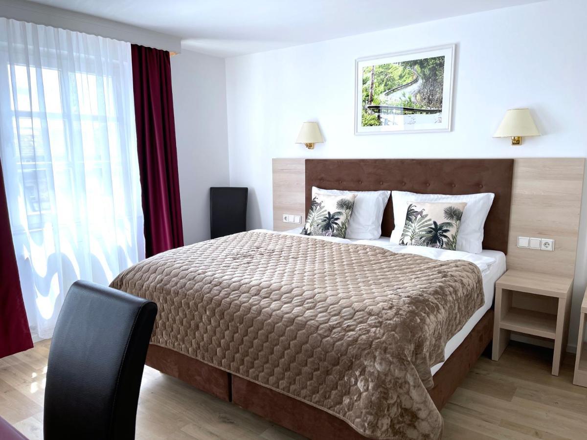 Das Hotel Krone Konigswinter Bagian luar foto