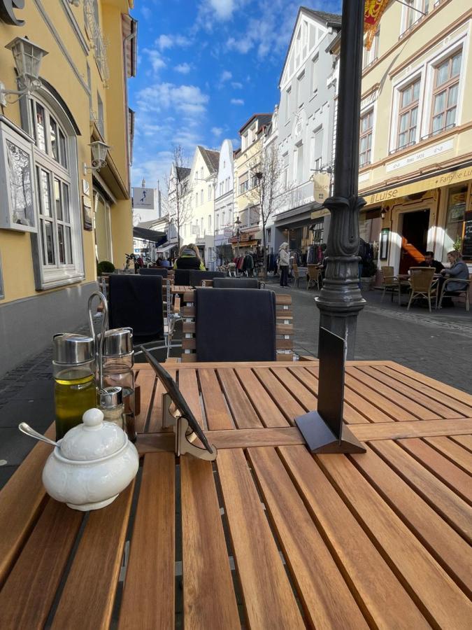 Das Hotel Krone Konigswinter Bagian luar foto